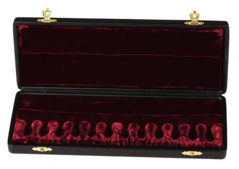Case for 12 bassoon reeds 